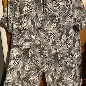 Attention - Black and white shirt